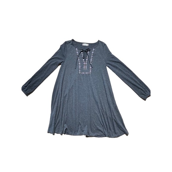 Altar'd State Women's Boho Style Grey Dress. Floral detail neckline Size Small. - Picture 1 of 5